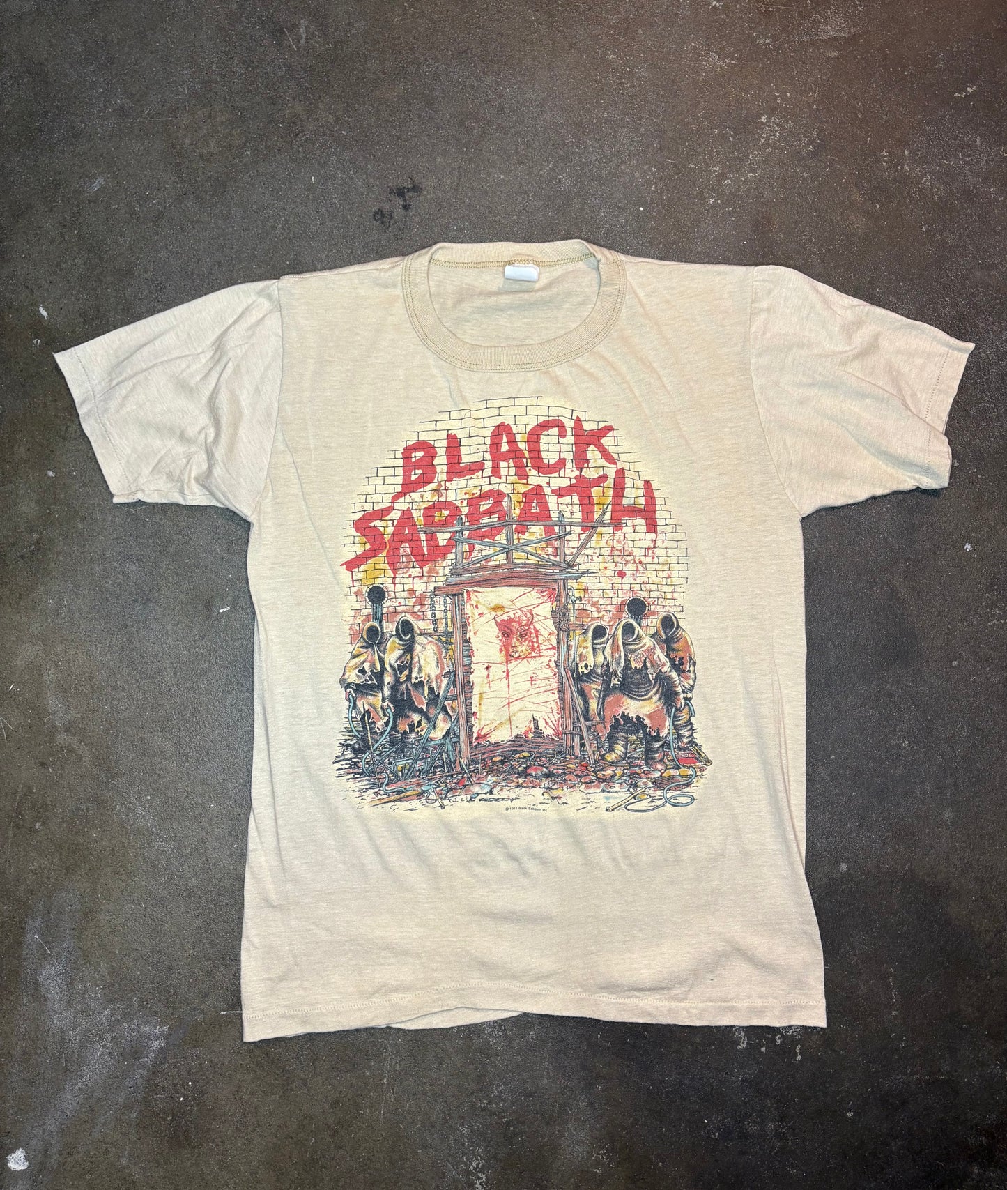 Black Sabbath 1981 “Mob Rules” Album cover T-Shirt
